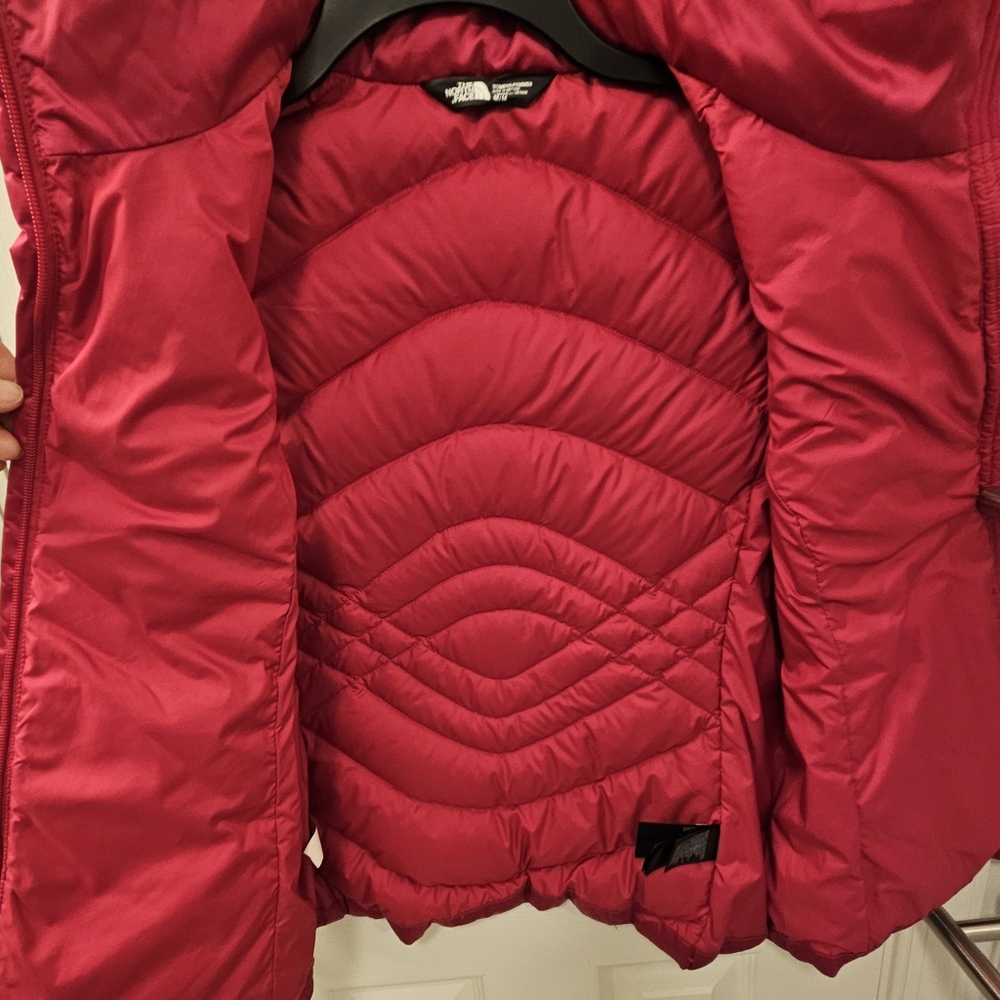 THE NORTH FACE 550 GOOSE DOWN PUFFER VEST ~ FUCHSIA (Bright PINK)  Women's M - Picture 7 of 11